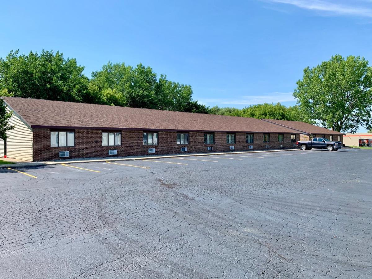 Executive Inn Cass City Exterior foto